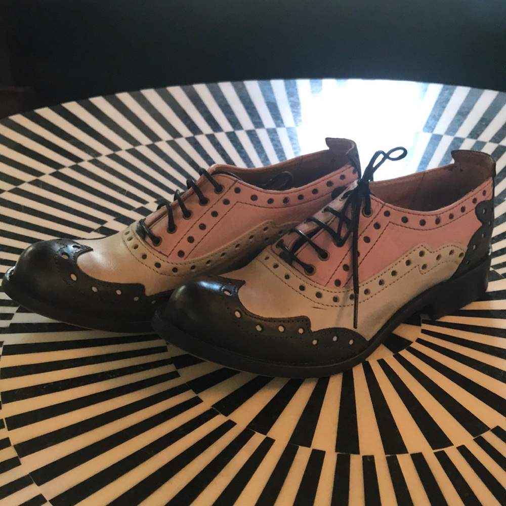 Fluevog Adrian’s Amanda brogue oxfords/wingtips